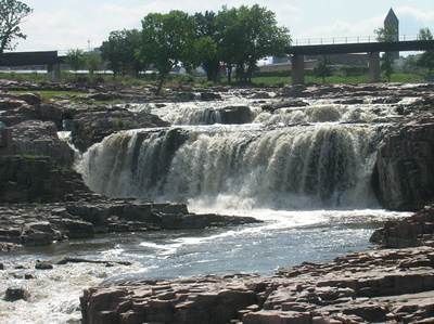 the falls at Sioux Falls, SD